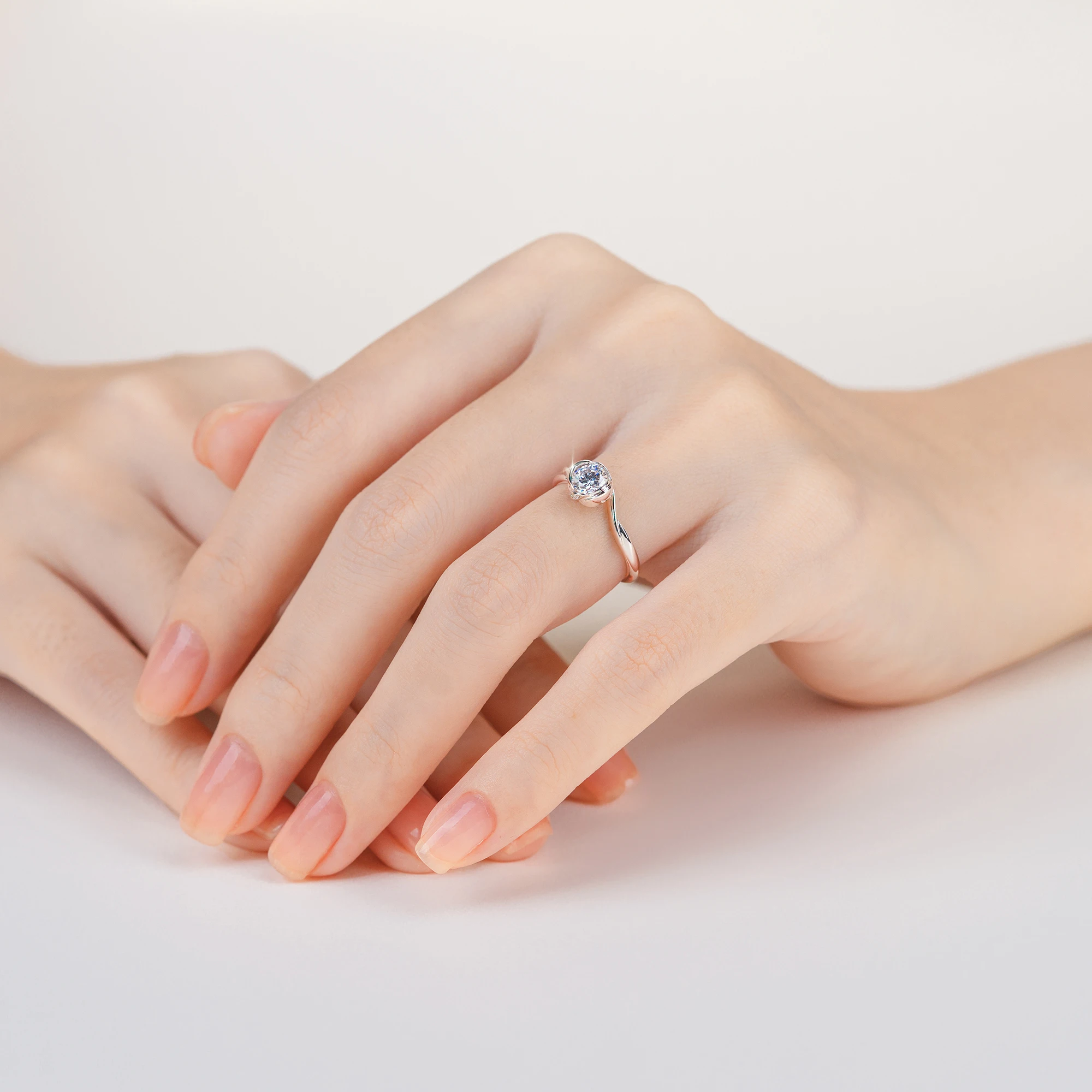 Nhẫn đính hôn Kim cương White Pappilon NCH5401 6